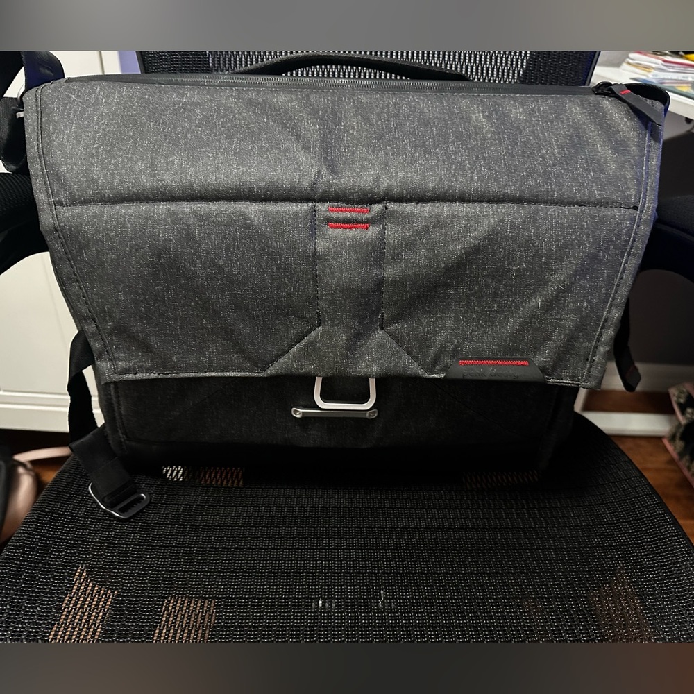 Peak Design Everyday Messenger 15” Camera Bag